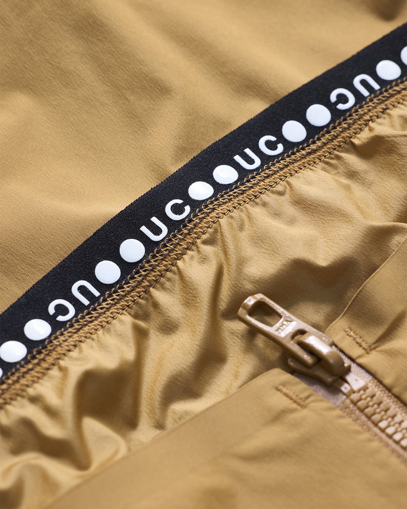 Unisex Chroma Insulated Gilet - Golden Beige