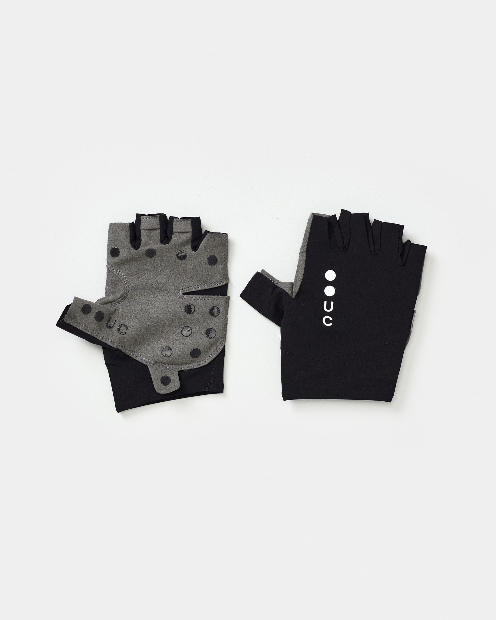 Gloves and Mitts | Universal Colours