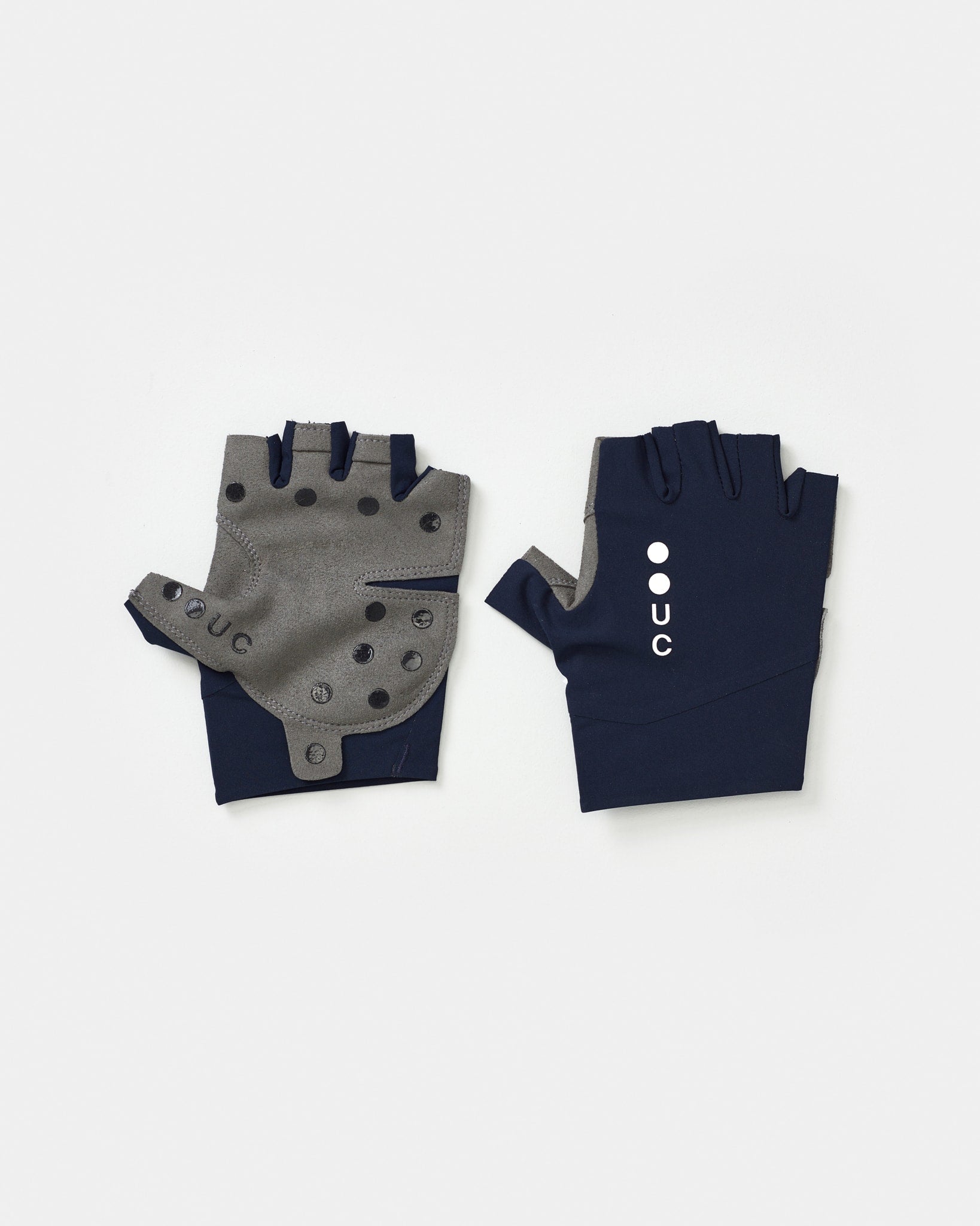 Gloves and Mitts | Universal Colours