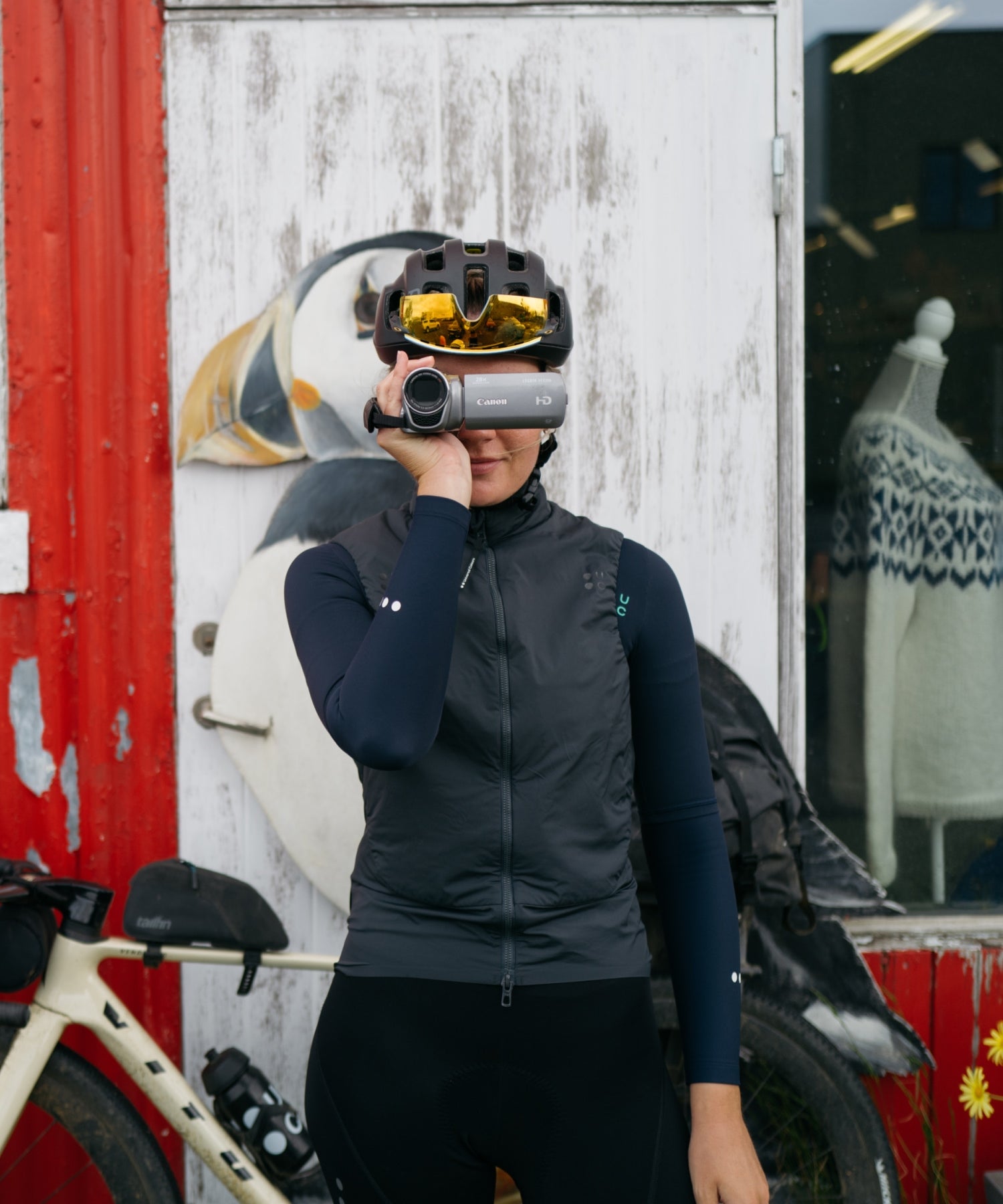 universal colours Chroma Insulated ジレ Universal Colours Chroma Insulated Unisex Gilet | Universal